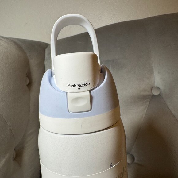 Owala 32oz FreeSip Snow Globe Insulated Stainless Steel Water Bottle NWT - Picture 6 of 10